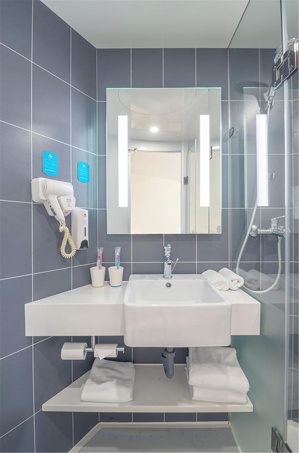 Hanting Hotel Zhuhai Qinglu Middle Road エクステリア 写真