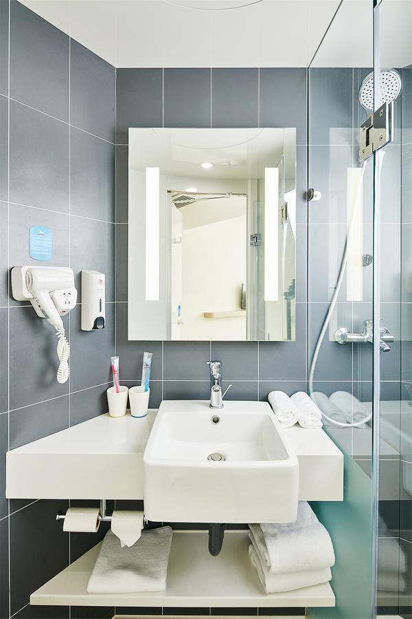 Hanting Hotel Zhuhai Qinglu Middle Road エクステリア 写真